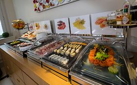 Majestic Hotel Spa - Champs Elysees